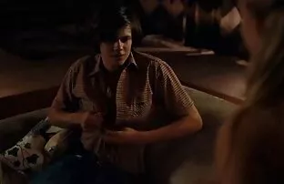 XXX पत्नी का आयोजन किया एक orgie के साथ सेक्सी हिंदी इंग्लिश पिक्चर उसके प्रेमिका और पति