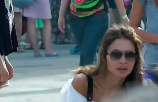 XXX सुंदर लेस्बियन बैठक में एक सेक्सी वीडियो हिंदी मूवी देश घर