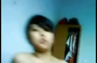 XXX दो शराबी लड़कियों के साथ दोस्त गैरेज हिंदी सेक्स पिक्चर में एक गर्म कुत्ता बना दिया ।