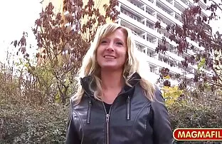 XXX युवा लड़की एक सेक्स हिंदी पिक्चर सेक्सी हिंदी पिक्चर कास्टिंग के माध्यम से चला जाता है