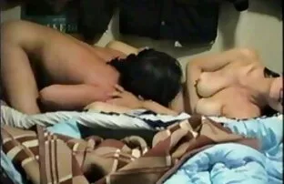 XXX पुरुषों हस्तमैथुन बालों वाली चूत जापानी ब्लू पिक्चर ब्लू पिक्चर हिंदी में लड़की