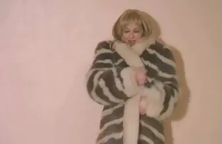 XXX फोटोग्राफर सेक्स प्रशंसा पर मॉडल भंग करने में कामयाब हिंदी पिक्चर सेक्स