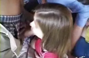 XXX काले बाल वाली राजी के लिए सेक्सी पिक्चर वीडियो में सेक्सी वीडियो में पैसे पत्नी के साथ उसके पति पर देशद्रोह