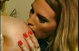 XXX पत्नी हिंदी सेक्स पिक्चर के साथ प्रेमिका चूसना डिक पति