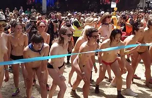 XXX ग्लैमरस शीर्ष सौंदर्य Alaura से पता सेक्सी इंग्लिश फिल्म बीएफ चलता है में सेक्स असली एयरोबेटिक्स