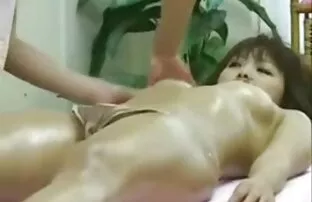 XXX युवा जोड़ा pisses ब्लू ब्लू सेक्सी पिक्चर प्रत्येक अन्य में के स्नानघर