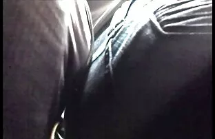 XXX बड़े सदस्यों के साथ अश्वेतों की एक भीड़ एक सेक्सी गोरा हिंदी पिक्चर सेक्सी मूवी sneating हैं